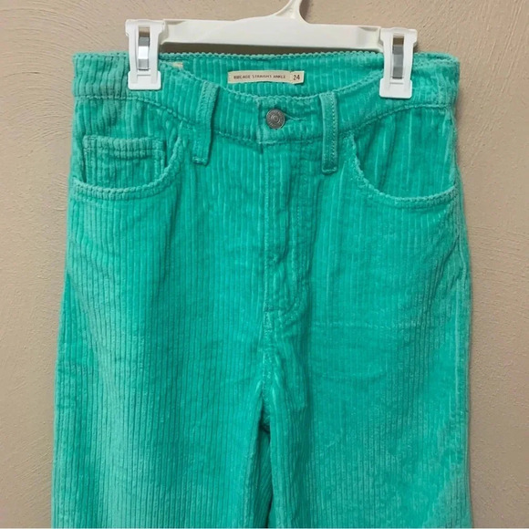 Levi’s Ribcage Straight Ankle Pants in Electric Green Corduroy Size 24 - Picture 6 of 16